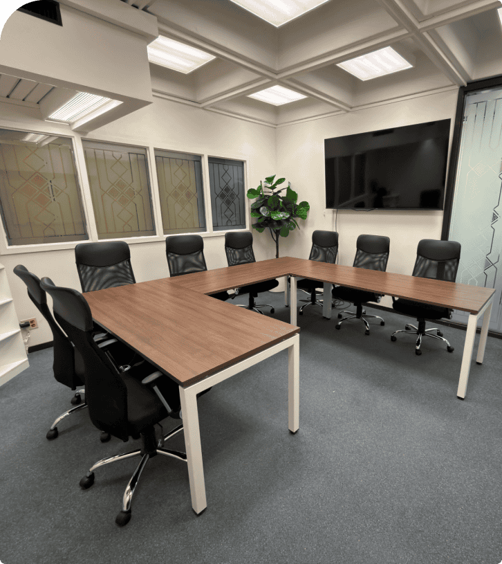 Park Royal Boardroom - Professional presentation area